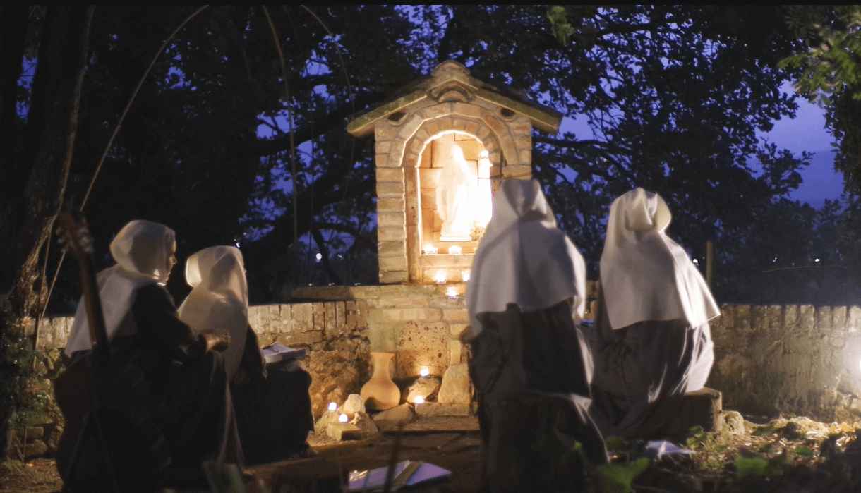 Soeurs de Maria Stella Matutina Grotto at night
